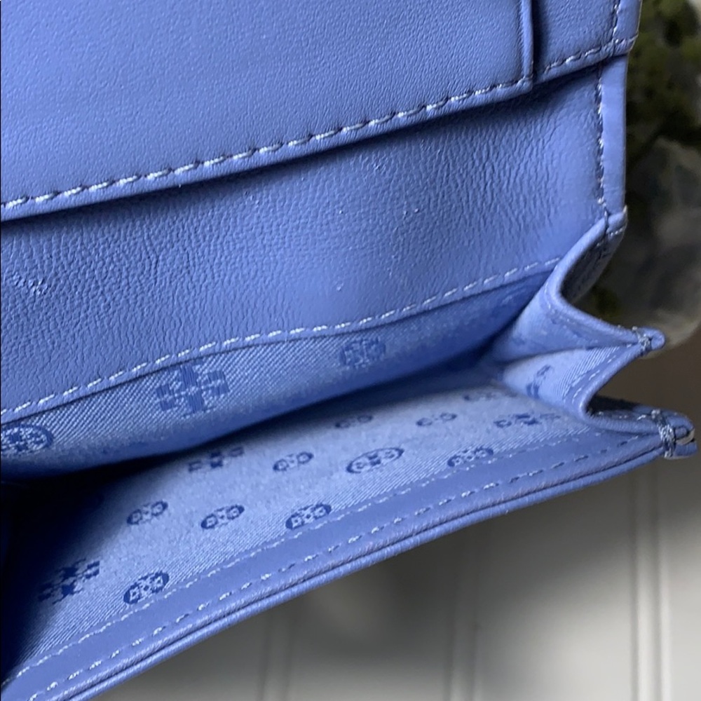 Tory Burch Quilted Small Wallet - Picture 3 of 9